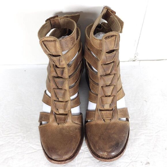 FREEBIRD BY STEVEN Women's Stone US 7M Brown Leather Distressed Cut Out Booties - Picture 3 of 14